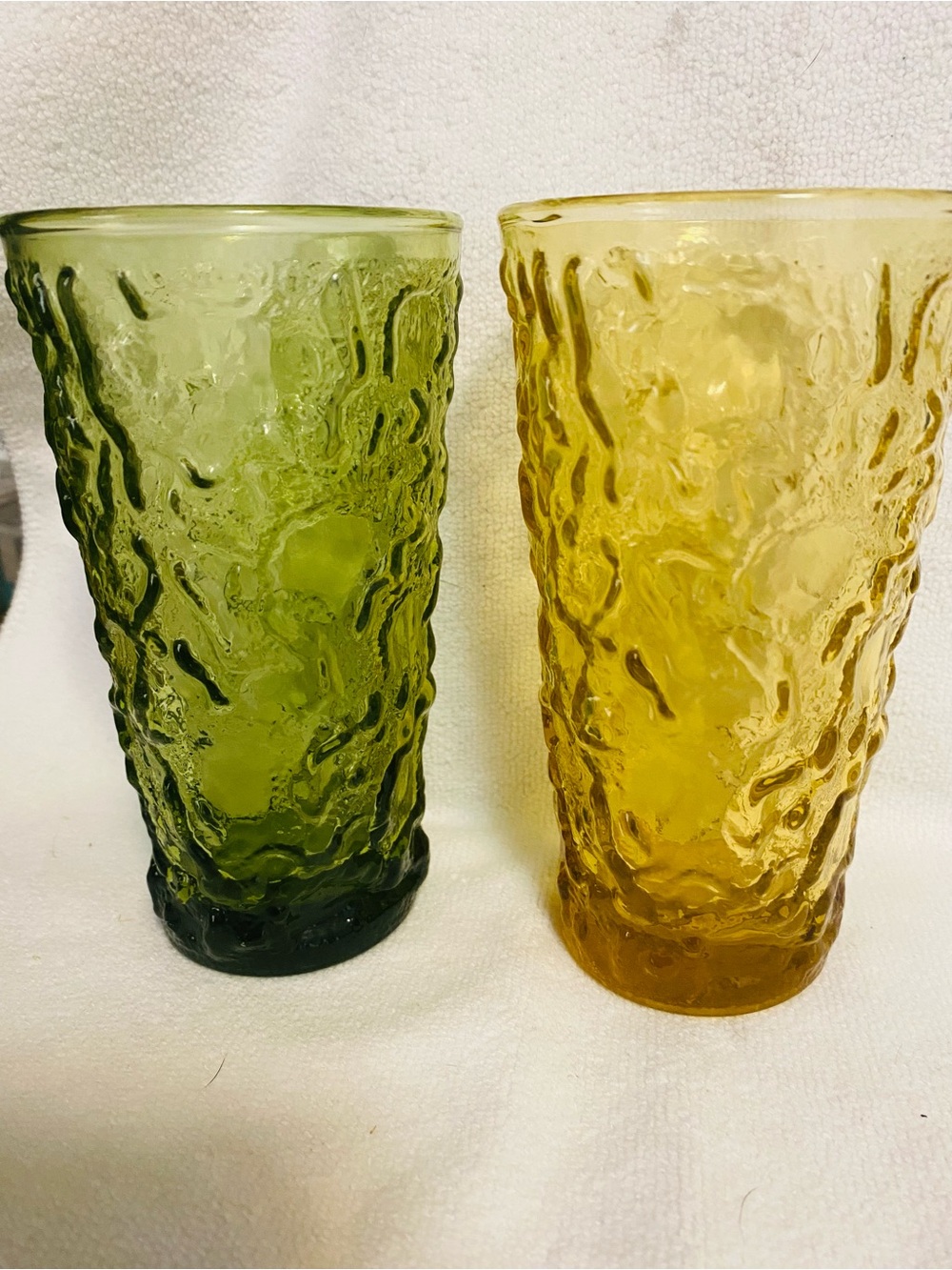 VNTG Anchor Hocking “Lido/Milano” Crinkle Textured Glass Tumblers -Set of 2-